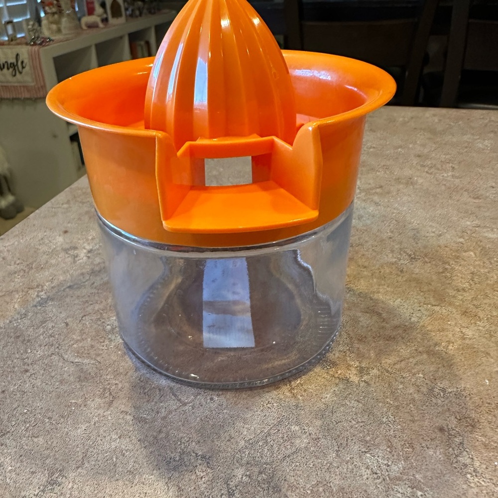 Orange Manual Citrus Juicer